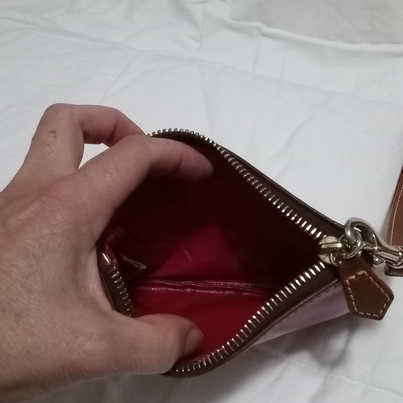 Dooney and Bourke Bag set - Picture 4 of 7